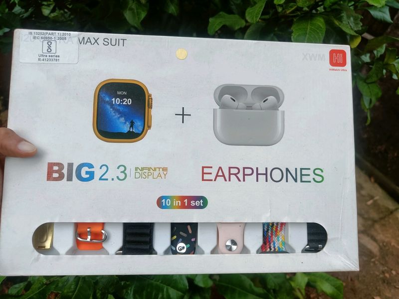 Smartwatch With Earphone And Lot Of Straps