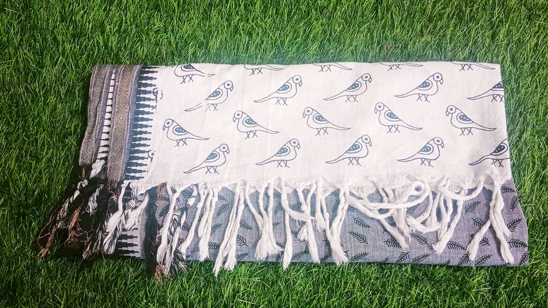 LIGHTLY USED cotton Dupatta