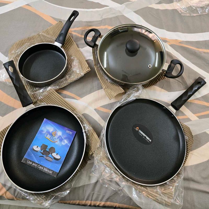 Cookwear Set Of 4