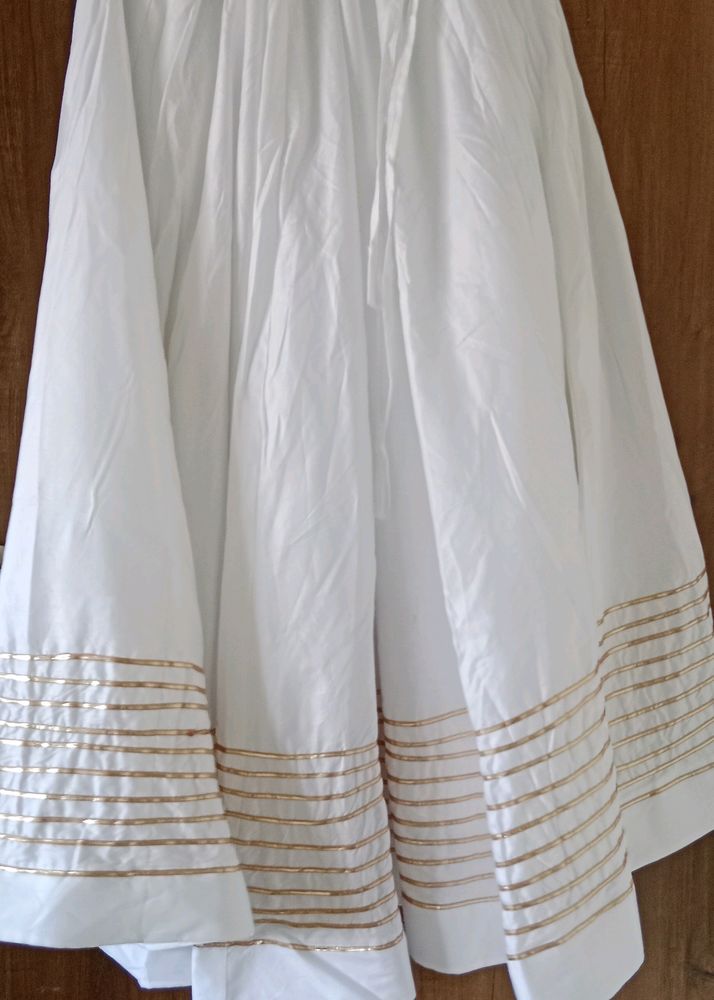 White Lahenga