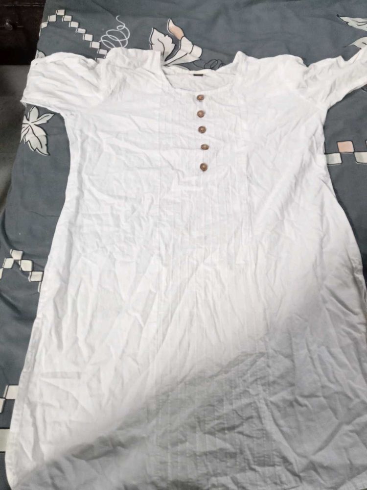 Off White Cotton Kurta For Women In L Size