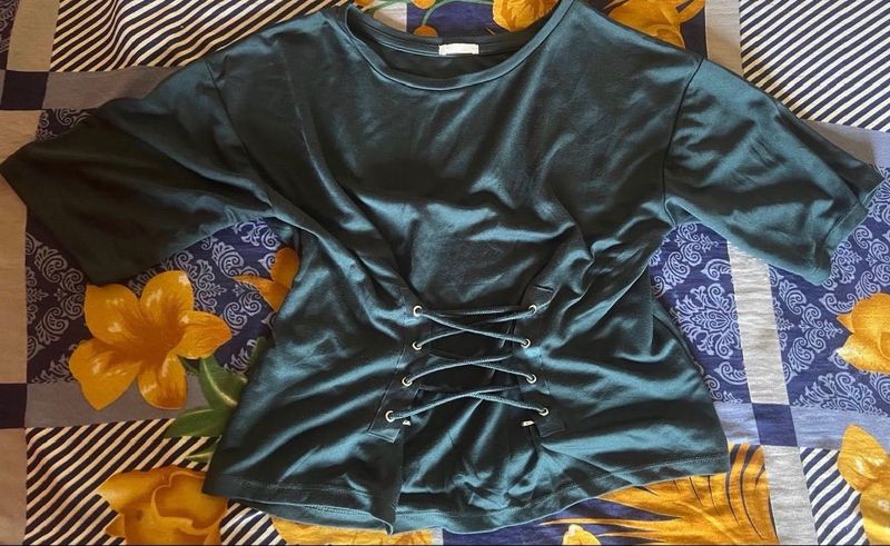 Elegant Green Tie-Up Top