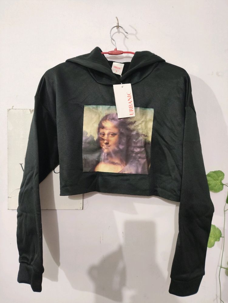 Black Crop Pullover Sweatshirt