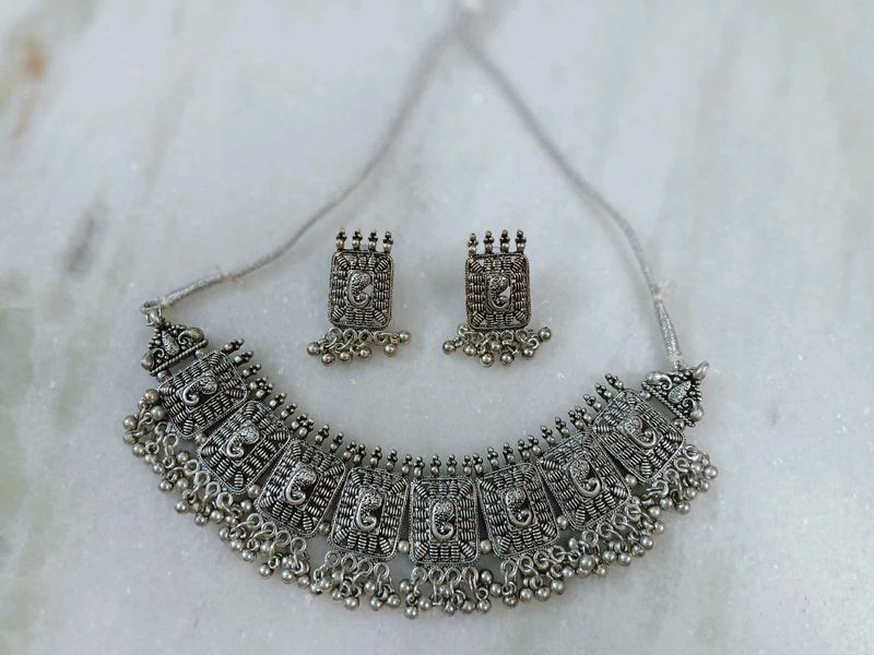 BRAND NEW OXIDISED NECKLACE SET