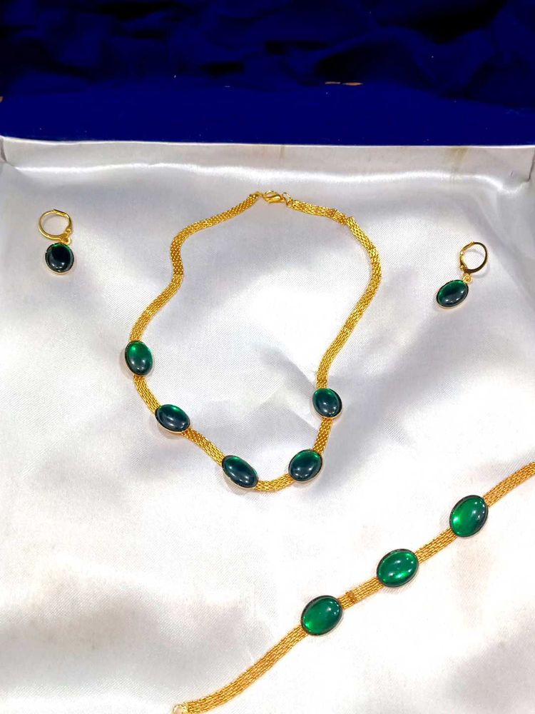 A Green Stone Jewelry Set For Luck &amp; Prosperity.