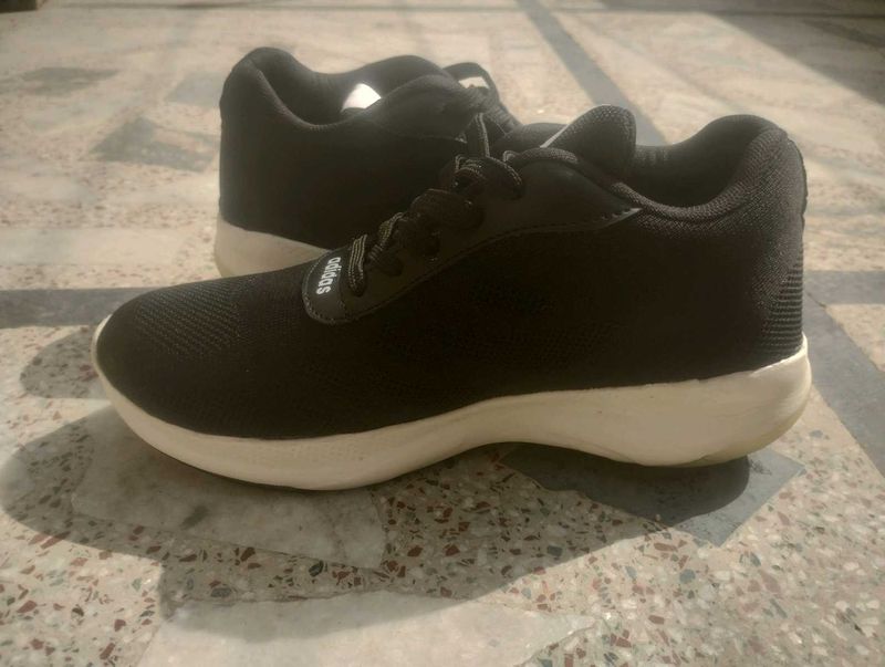 Adidas Shoes 👟 6 UK