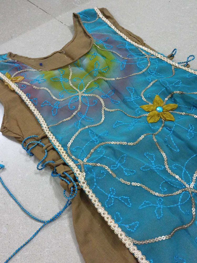 Stylish Kurti For Ladies..