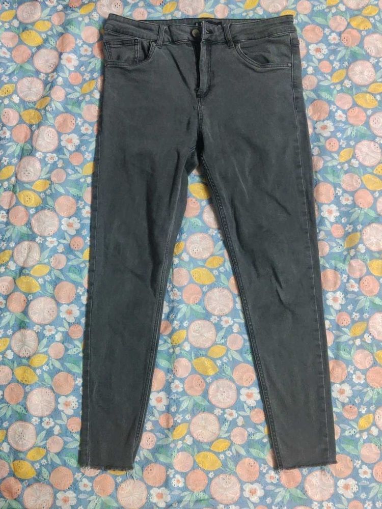 Charcoal Grey Skinny Fit Denim Jeans