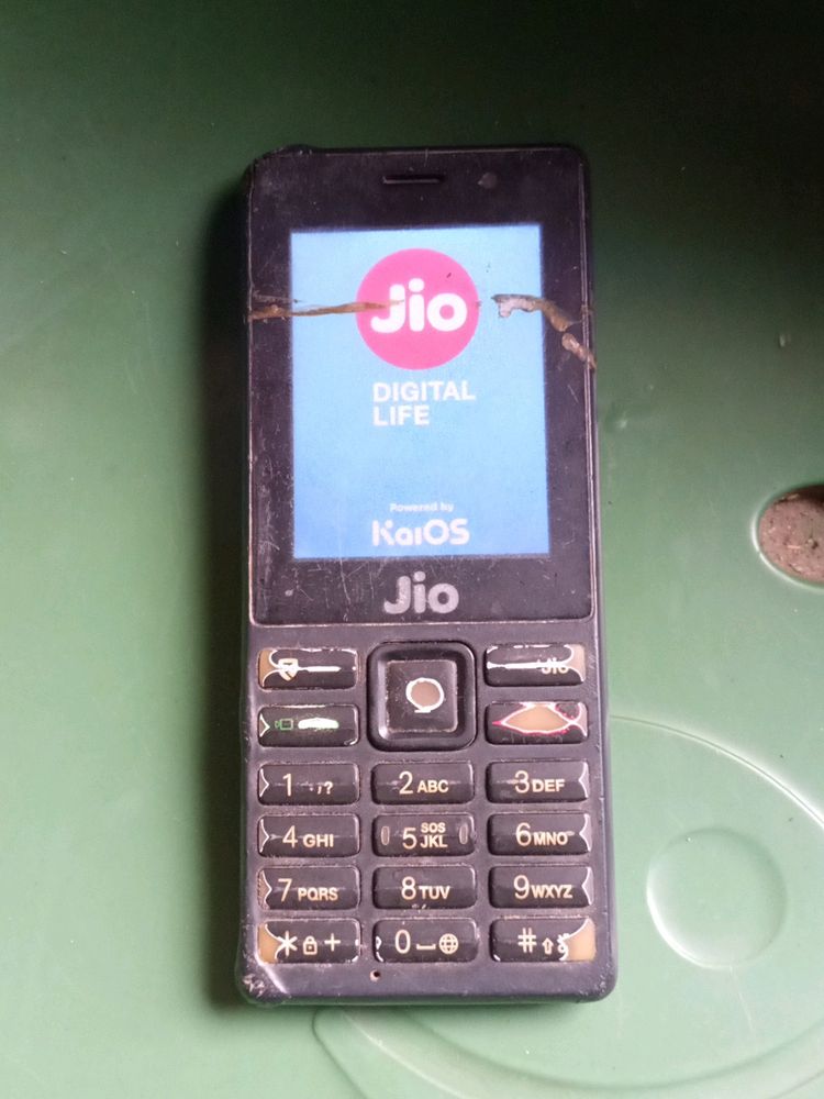 Jio F220b
