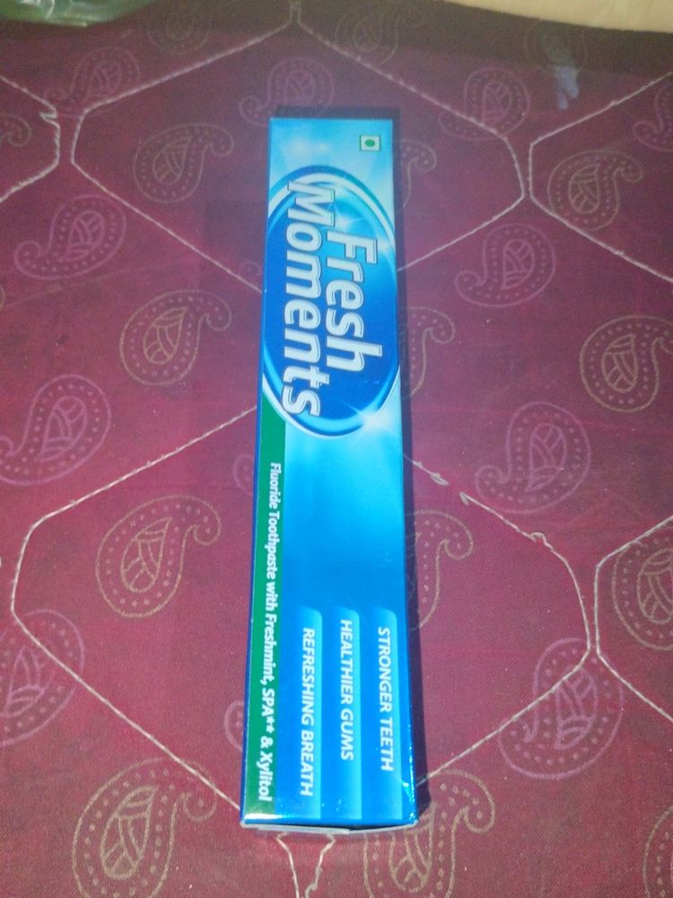 Modicare Fresh Moment Fluoride Toothpaste With Freshmint SPA** And Xylitol
