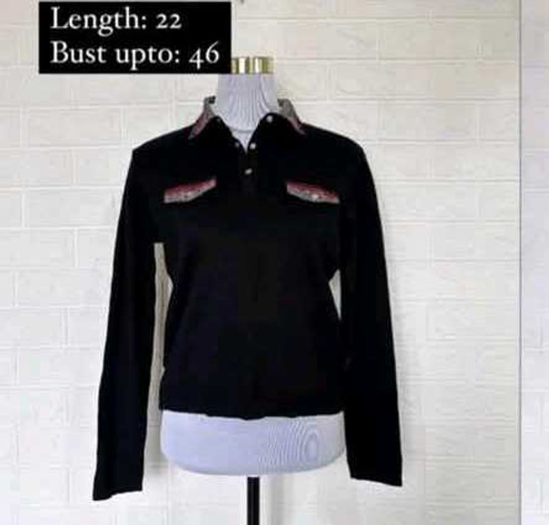 Beaitfult Top. For Women.