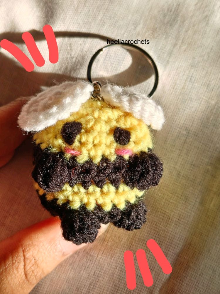 Bee Keychain