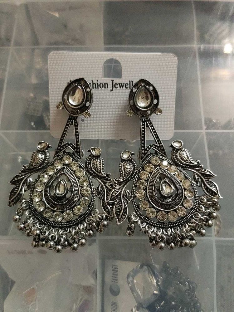 Heavy Work Unique Design Jhumka Only For  Rs190