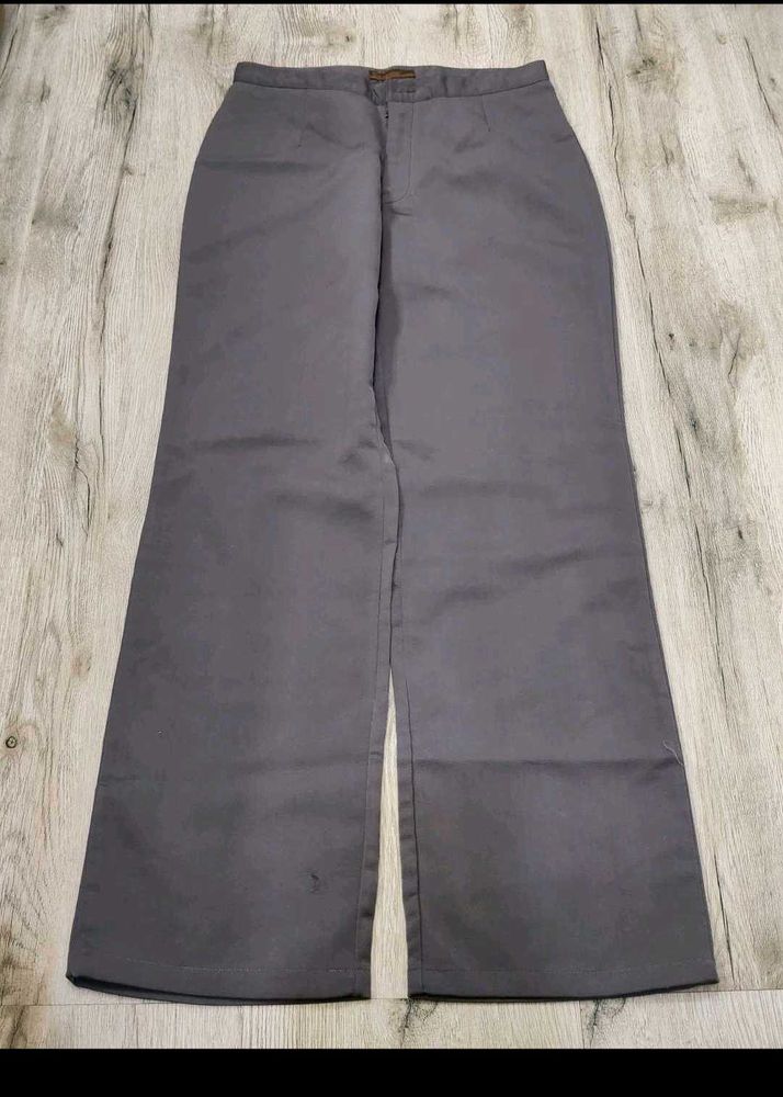 sc9667 Bootcut Pants size 26