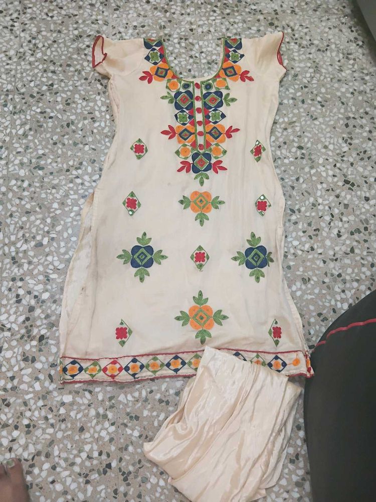 Party Wear Kurta With Pant For Donation
