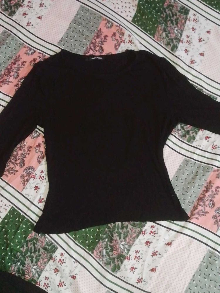 Black Long Sleeve Top