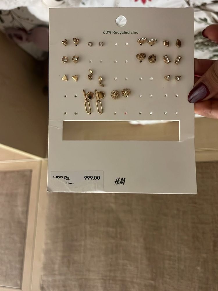 H&amp;M Earring Set