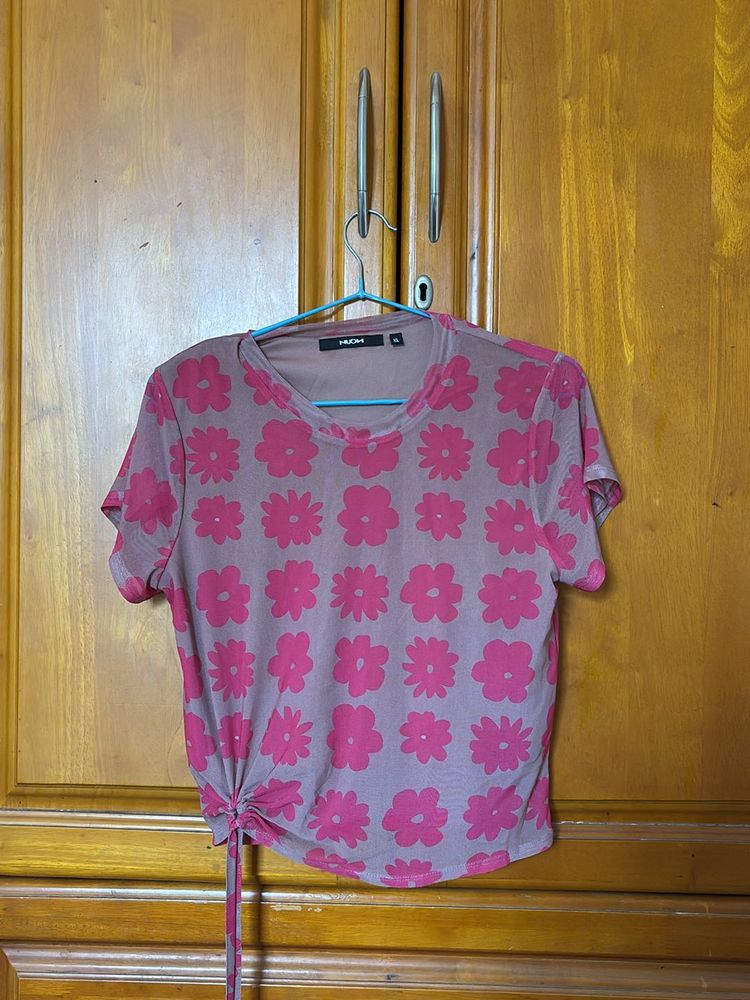 Crop Top With Pink Flowers