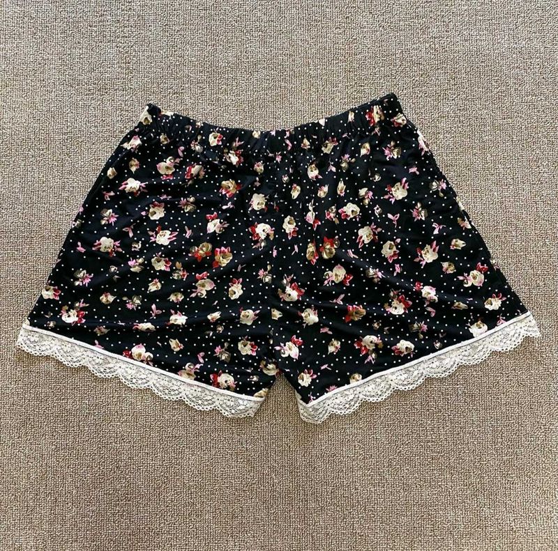 Hot Floral Nikkar