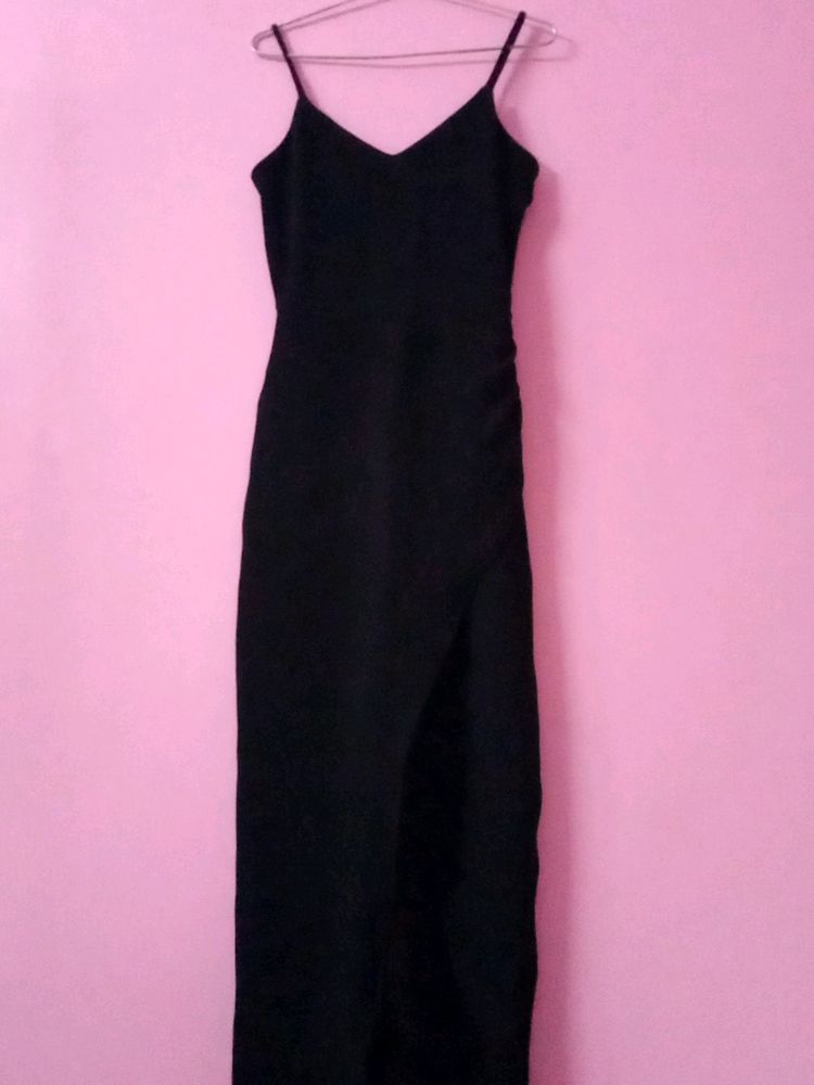 Get This Amazing  Slit Maxi @270