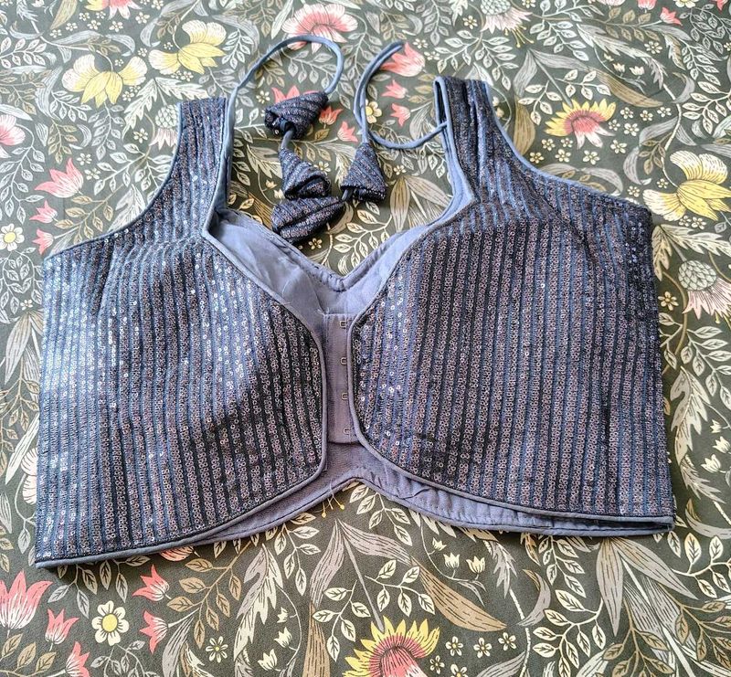 Sleeveless Saree Blouse