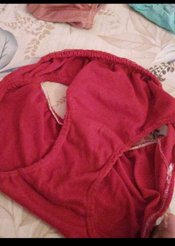 Red Brief 💙