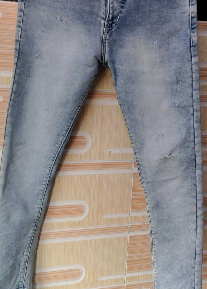 Light Wash Slim Fit Jeans