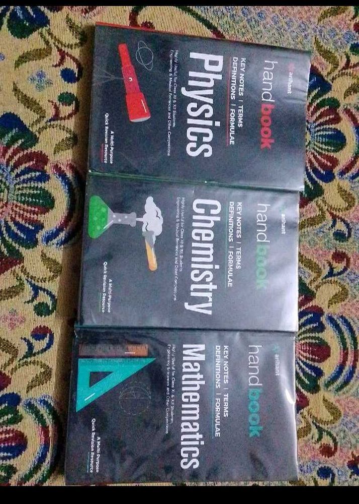 Arihant Handbooks PCM