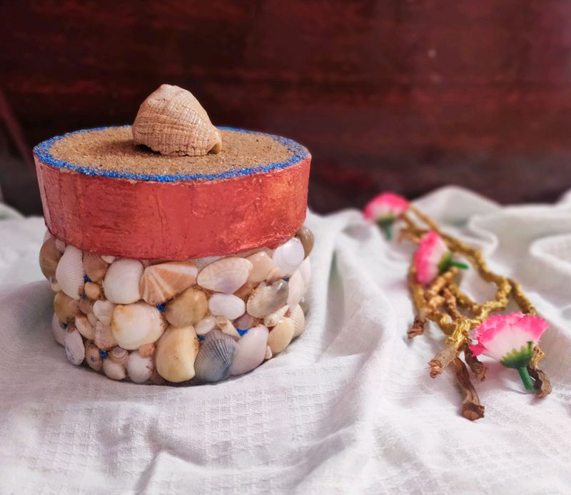 Handmade shell box