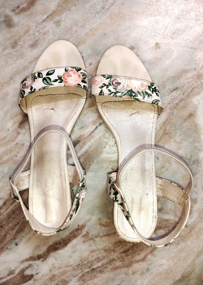 Floral Print Heeled Sandals Size - 8