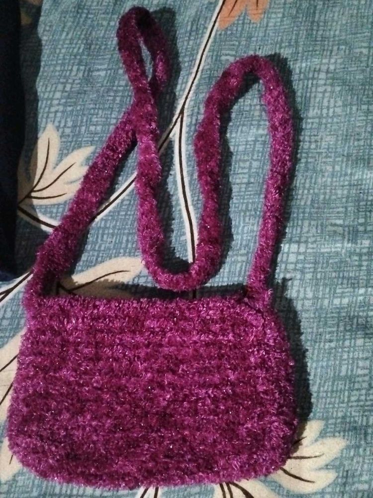 Dark pink Fuzzy knitted Handbag handmade