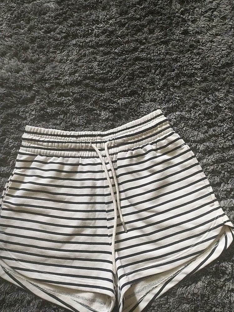 ORIGINAL H&amp;M BEACHY SHORTS