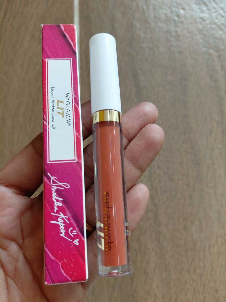 MYGLAMM LIT Liquid Matte Lipstick - Swinger