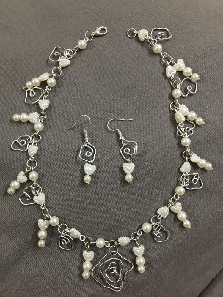 Wimsical Flower&amp;Pearl Heart Necklace/earrings Set