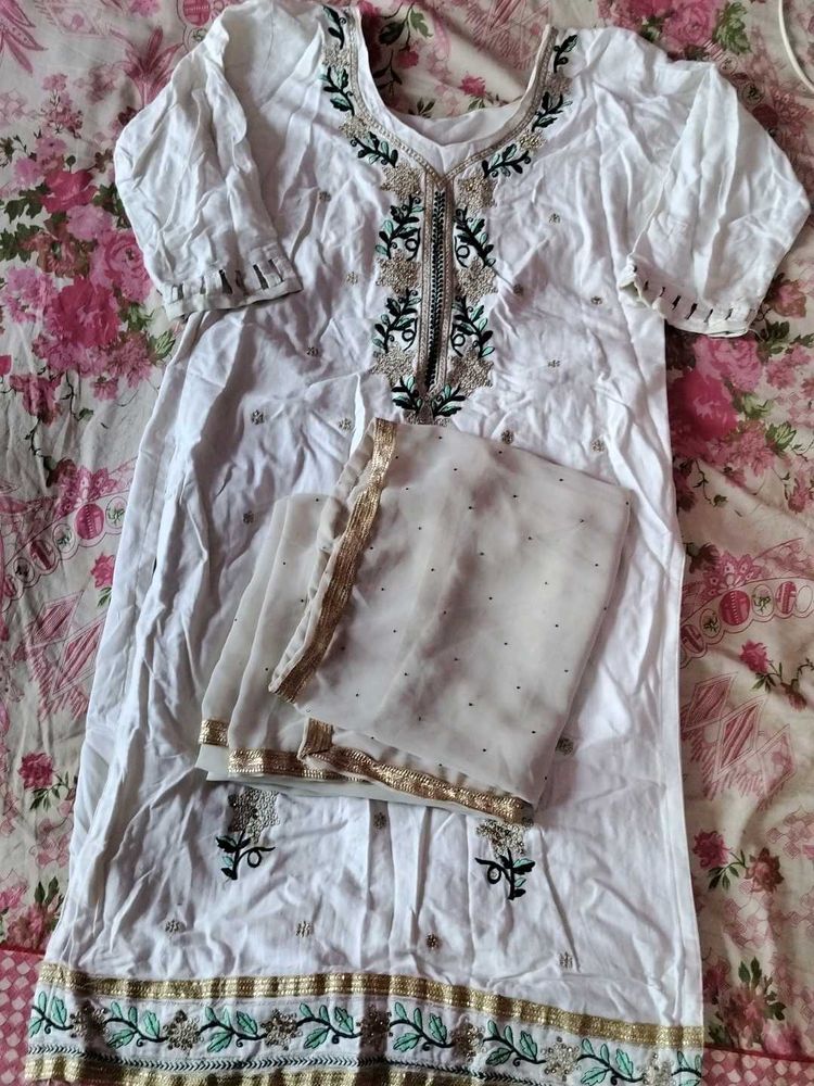 Cotton Kurta &amp; Chiffon Dupatta - White XL