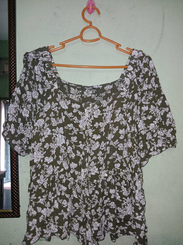 Floral Print Peasant Top