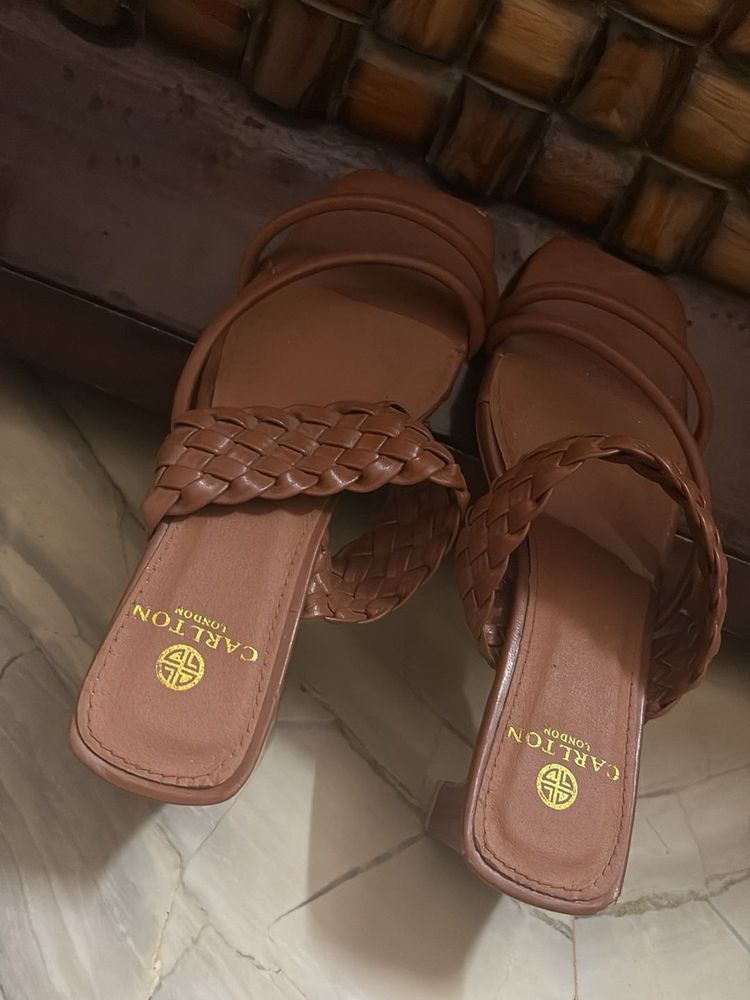 Carlton London Brown Flats