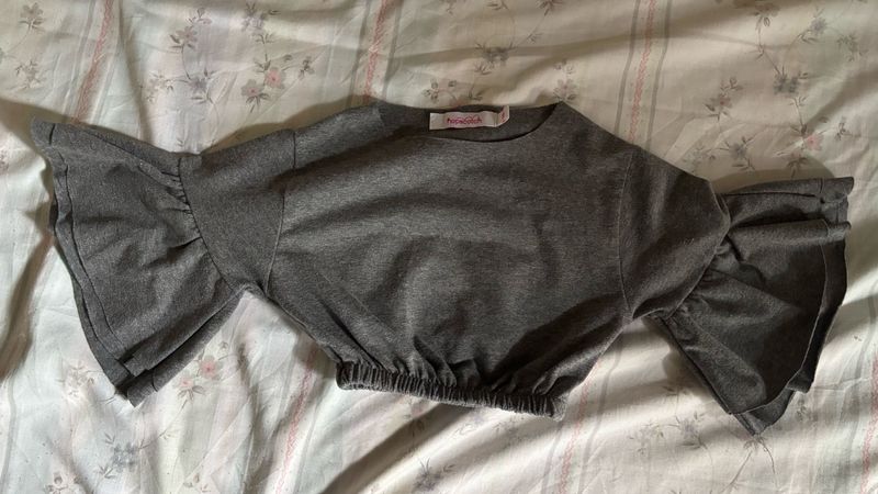 Gray Ruffle Sleeve Top