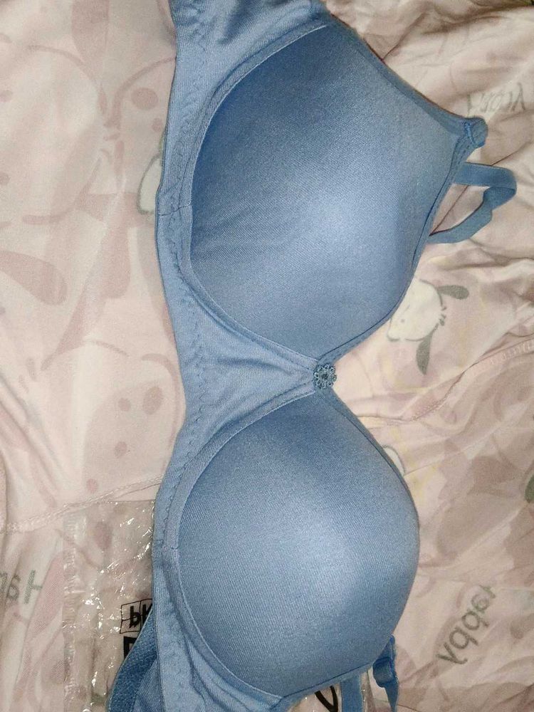 Never Used . Soft. Supportive. SizeA,B,C,DFitsAll