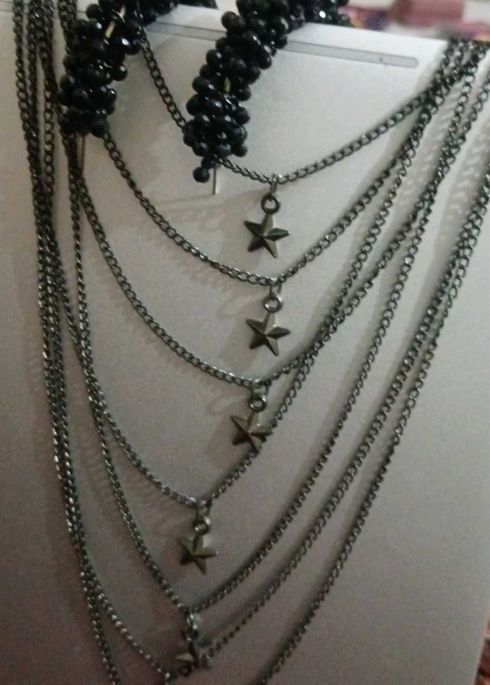 Layered Star Necklace With Black Loops Earrings