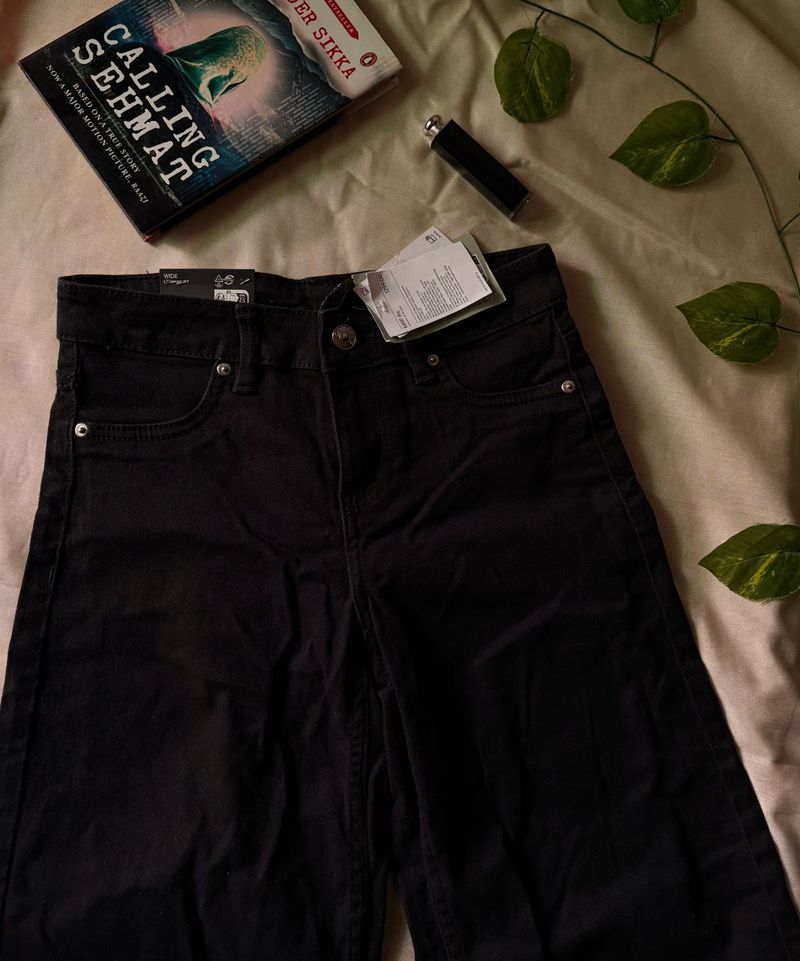 H&amp;M wide low waist jeans