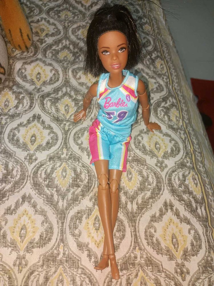 Original Barbie Made To Move