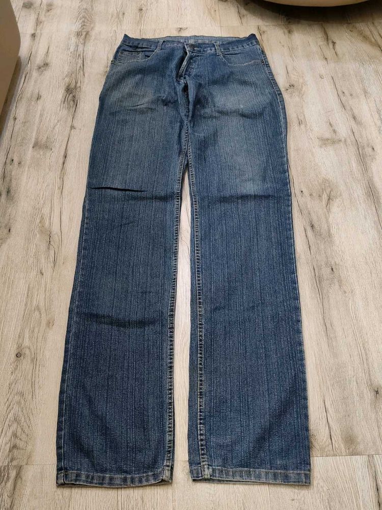Ma2085 Stoic jeans waist 32 inches