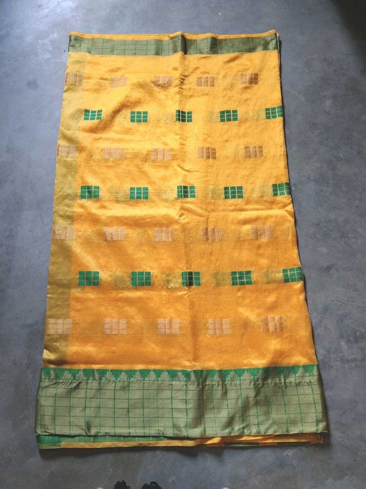 YellowSaree&amp; Green Bangles