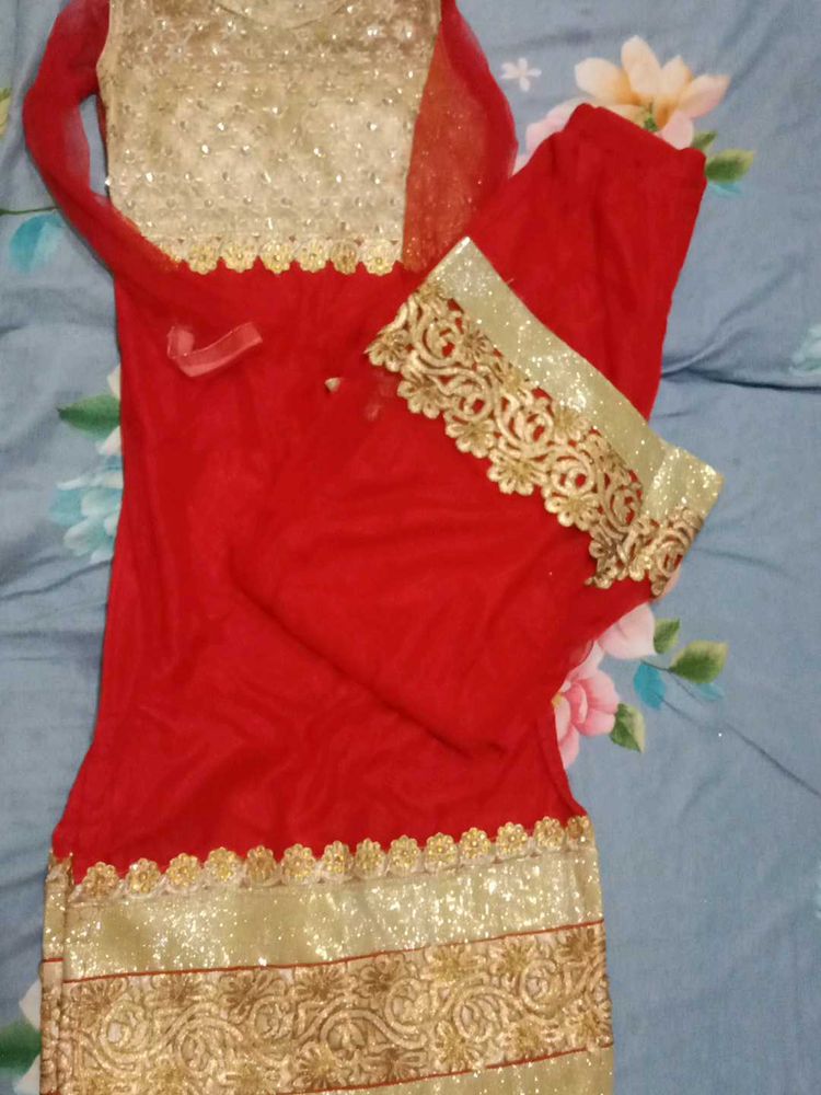 Beautiful Red Colour Partiwear Dress