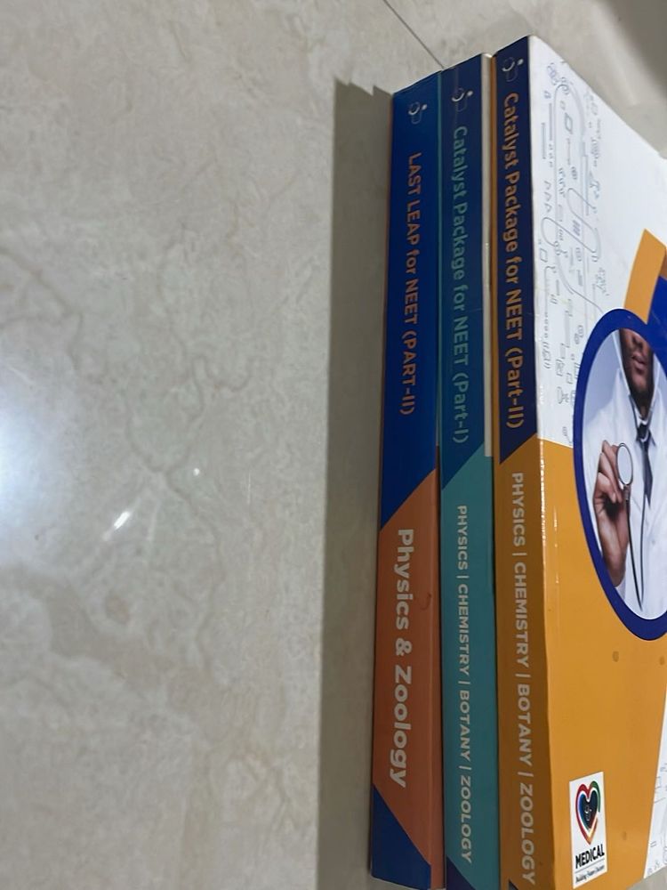 NEET Prep Books AAKASH CATALYST AND LAST LEAP