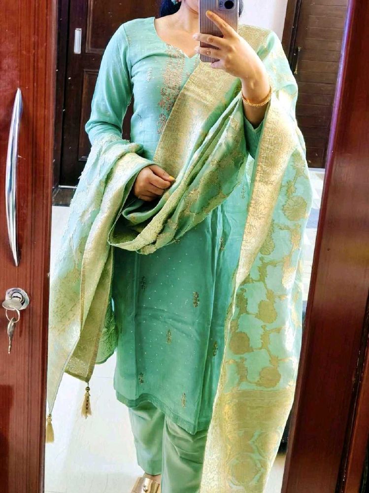 Women Green Festive Chanderi Silk Suit Set