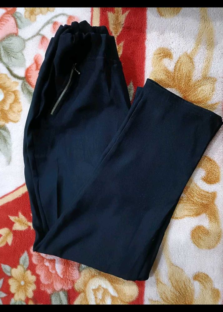 Black 🖤 Leggings