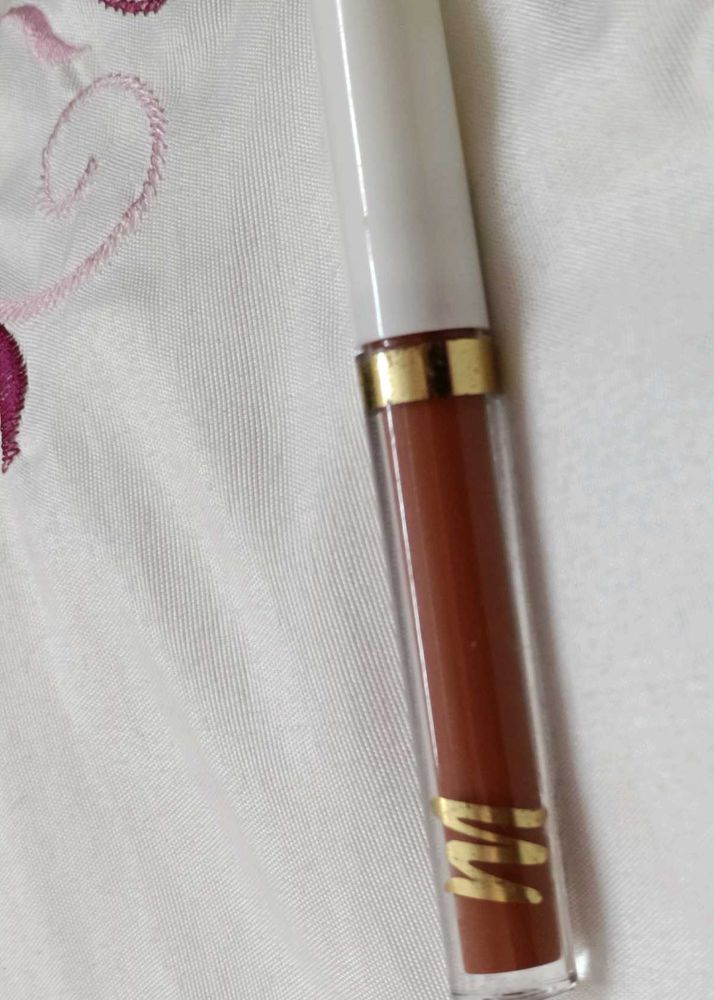 Matte Liquid Lipstick – Warm Terracotta (1.6ml)