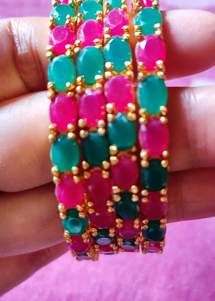 Beautiful Stone Bengal Set Of 4❤💕